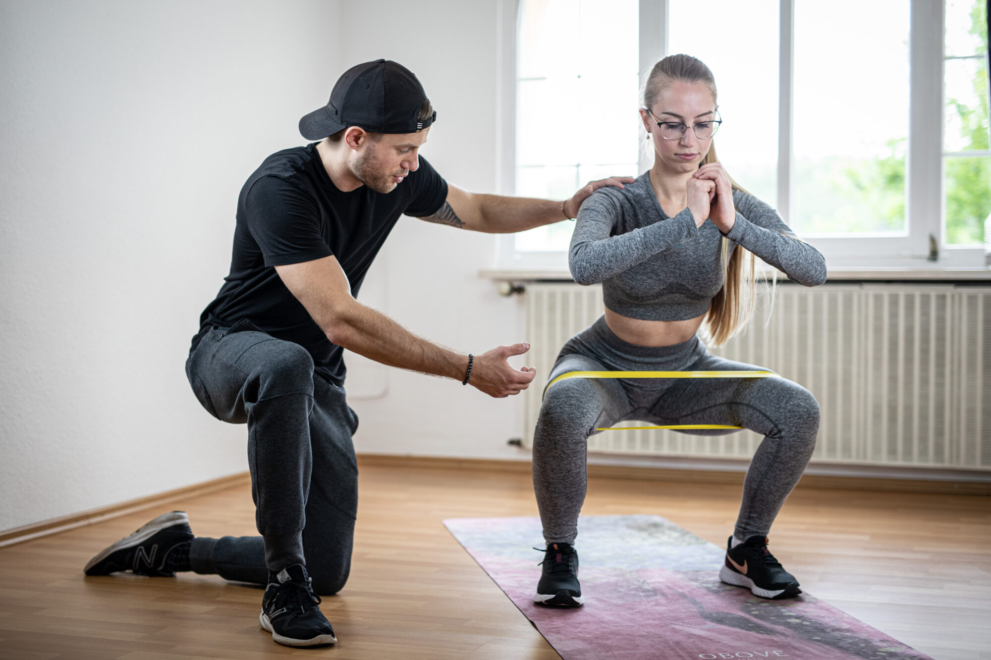 physiotherapie-gaggenau-kniebeuge.jpg